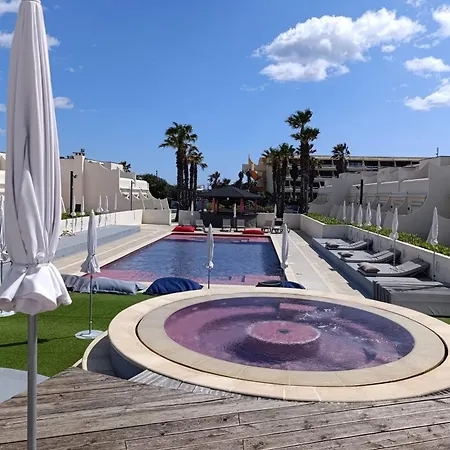 Naturiste Cap D'Agde Jardin D'Eden-Reserve Aux Couples-Swimming Pool Jaccuzzi *